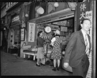 Street scene in Little Tokyo, Los Angeles (Calif.) on December 8, 1941