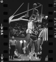 Lew Alcindor plays offense for UCLA basketball in game against USC