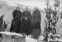 Outdoor portrait of Lily and Asma Jabbur and an unidentified person