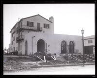 House under construction on Hilgard Avenue, Los Angeles, circa 1929