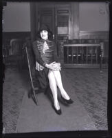 Edith Jean Blau in court for a divorce, Los Angeles, 1926