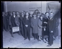 Crowd trying to get into the Asa Keyes bribery trial, Los Angeles, 1928-1929