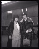 Duchess of Hamilton and Ms. L. Lind-af-Hageby arrive at the train station, Los Angeles, 1929 