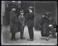 Arthur C. Burch stands between two unidentified men, Los Angeles, 1921