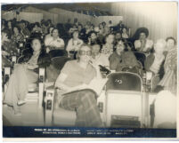 Foto de una audiencia en el Tribuna del Año Internacional de la Mujer, 19 de junio-2 de julio de 1976