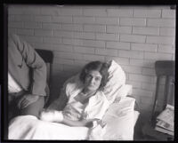 Murder suspect Winnie Ruth Judd with defense attorney Paul Schenck at the Georgia Street Receiving Hospital, Los Angeles, 1931 