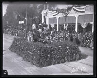 Daughters of the American Revolution float in the Tournament of Roses Parade, Pasadena,  1924 