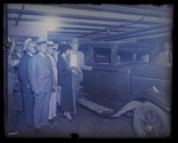 Winnie Ruth Judd, Murder suspect, escorted by Sheriff James McFadden, Los Angeles, 1931