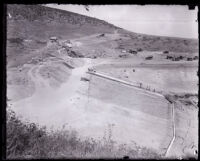 Construction of the Puddingstone Dam, San Dimas, 1927