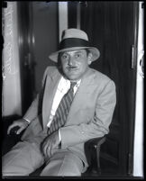 Suspect Ed Dudley seated, Los Angeles, 1934