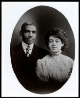 Unidentified relatives of Lora Tombs Scott, 1880-1910