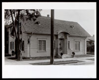 Dental office of Drs. John and Vada Somerville, Los Angeles (copy photo made 1930-1989)