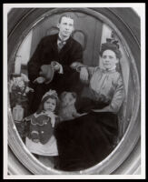 James J. Leggett and Anna L. Leggett with their daughter Cornelia, Los Angeles, circa 1900