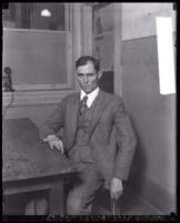John C. Bateman after confessing to a decade-long burglary stint throughout California, Los Angeles, 1929