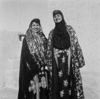 Portrait of Kureina al Muallif and her niece