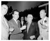 Richard Nixon and unidentified group, 1961