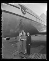 Mexican consul Salvador Duhart, Marilyn Monroe and Captain Roberto Pini publicity event for Pan American Airways, circa 1950