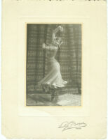 Ruth St. Denis, Radha [1906] [mounted photo]