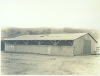 Stables or chicken house like building at Universal City, Calif., 1915