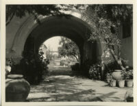 Allied Arts Guild, view through archway towards courtyard, Menlo Park, 1932