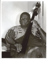 Art Davis playing the double bass in Los Angeles, California, July 1997 [descriptive]