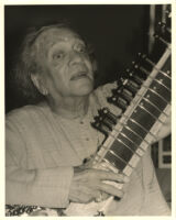 Ravi Shankar playing the sitar, Los Angeles [descriptive]