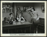 Larry Parks, Ray Walker, Lynn Merrick, and Jeff Donnell in Stars On Parade