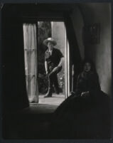 Tom Keene and Renee Adoree in Tide Of Empire