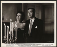 Ruth Hussey and Ray Milland in The Uninvited