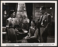 Gail Russell, Ruth Hussey, and Ray Milland in The Uninvited