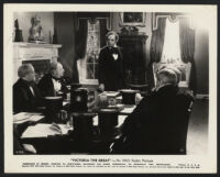 Felix Aylmer and others in Victoria The Great
