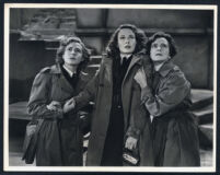 Mae Clarke, Wendy Barrie, and Elsie Janis in Women In War