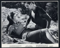 Marjorie Field and Ron Randell in Captive Women