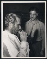 Laurence Olivier and Sal Barbera on the set of Carrie