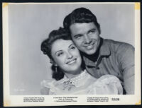 Beverly Tyler and Audie Murphy in The Cimarron Kid