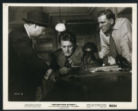 Unidentified actor, Kirk Douglas, and William Bendix in Detective Story