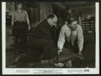Horace McMahon, Kirk Douglas, William Bendix, and other cast members in Detective Story