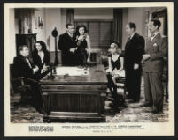 Barton MacLane, Molly Lamont and cast members in A Gentle Gangster