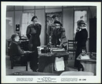 Gerard Heinz, Patrick Holt, Guy Rolfe, Herbert Lom and Sybille Binder in The Girl in the Painting