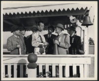 Dennis O'Keefe, Forrest Taylor and cast members in The Great Dan Patch