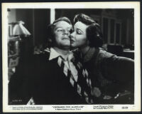 Van Johnson and Kathryn Grayson in Grounds for Marriage