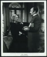 Miriam Hopkins and Ralph Richardson in The Heiress