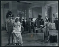 Shirley Temple, Robert Bray, Kay Christopher and extras at courthouse in Honeymoon