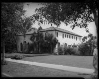 Beverly Hills home of William F. Gettle, kidnapping victim.  May 1934.