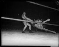 Wrestling match between Ernie "Dirty" Dusek and Vincent López, Los Angeles, 1935