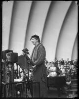 Eleanor Roosevelt speaks at the Hollywood Bowl, October 1, 1935