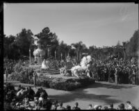 "Conquest of India by Alexander the Great" float at the Tournament of Roses Parade, Pasadena, 1936