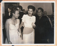 Louise Beavers and two unidentified women, Los Angeles, 1940s