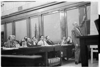 William Simpson indicating a point on a map at Albert Dyer's murder trial, Los Angeles, 1937