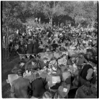 Picnic held in honor of Labor Day, Los Angeles, 1946